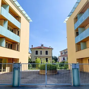 Giallomango Apt In Apartment